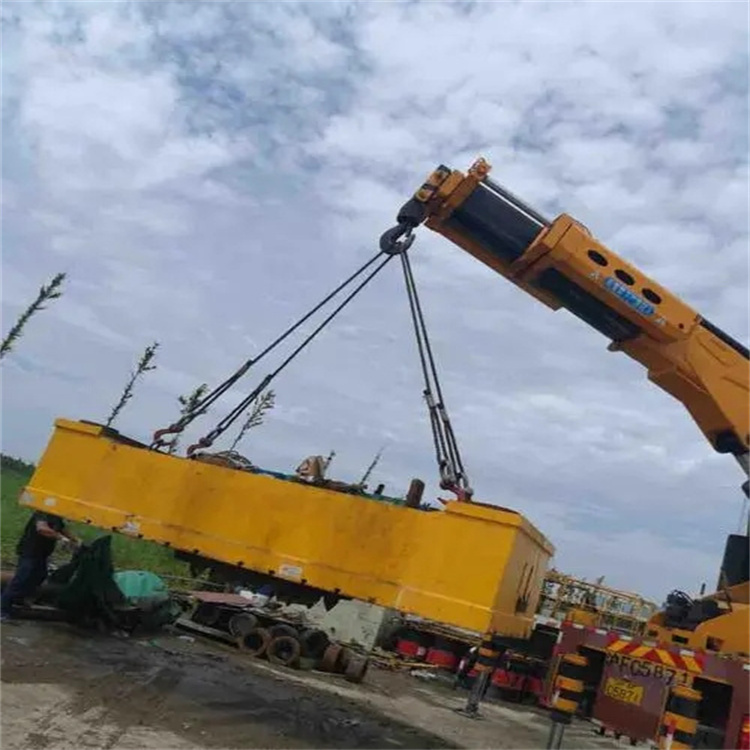 南丹吊车吊集装箱需要多少钱